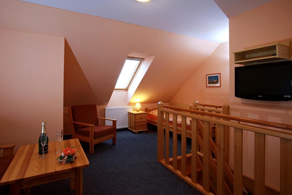 Wellness Penzion Pod Rozhlednou Kostelec nad Orlicí Habitación foto